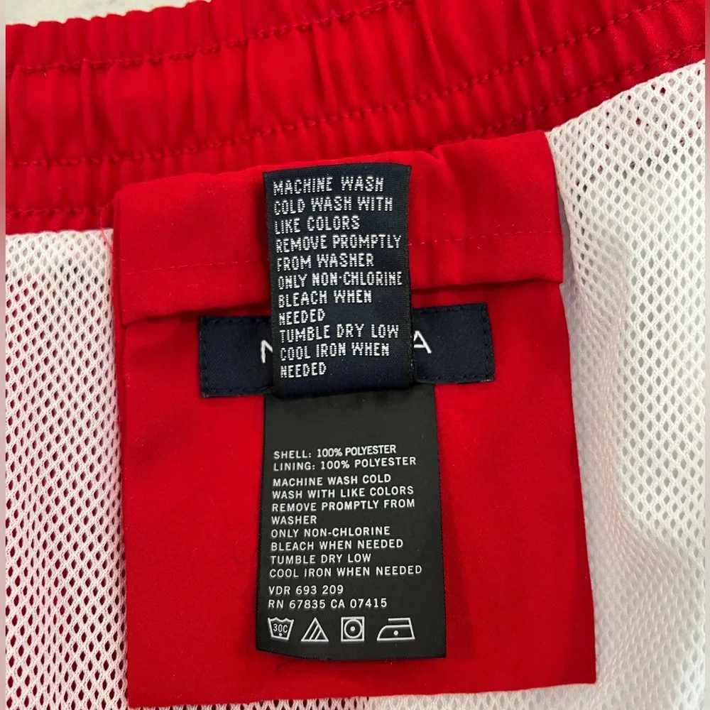 Nautica men’s vintage
